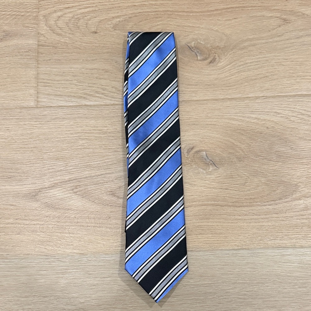 Donald Trump 100% silk Striped Men's Tie